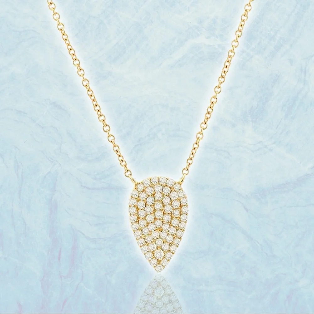 NEW Meghan Markle Inspired Yellow Gold-Filled Inverted Teardrop Pendant Necklace
